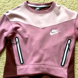 Nike cropped sweatshirt